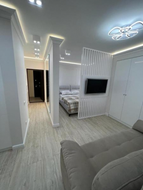 Relax Residence White
